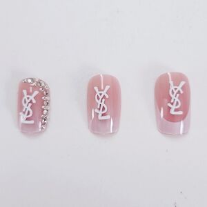 Luxury Nail Charms White